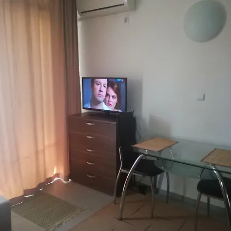 Апартамент Amber Beach 1-02