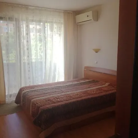 Apartment Amber Beach 1-02 Sunny Beach